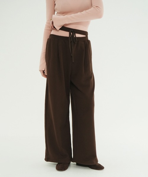 CLANE(クラネ)の「SLASH WAIST SWEAT PANTS(スウェットパンツ・レディース・ブラウン/ブラック/グレー・1/2)」の4枚目の写真