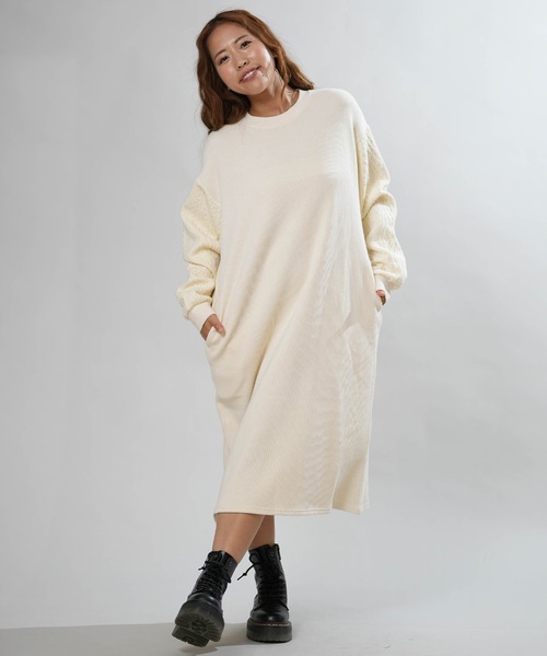 BILLABONG(ビラボン)の「BILLABONG/ビラボン ニットワンピース BG014352(ワンピース・レディース・ブラック/アイボリー・M)」の2枚目の写真