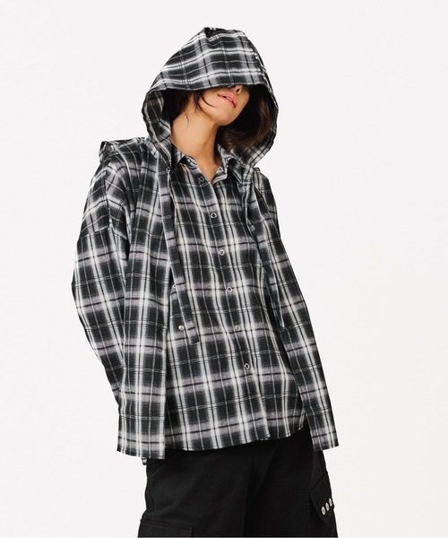 BEEDEN（ビーデン）の「MULTI BUTTON CHECK SHIRT（シャツ/ブラウス・レディース・ブラック/グレー・FREE）」の18枚目の写真
