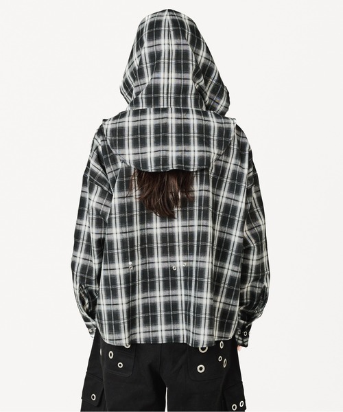 BEEDEN（ビーデン）の「MULTI BUTTON CHECK SHIRT（シャツ/ブラウス・レディース・ブラック/グレー・FREE）」の22枚目の写真