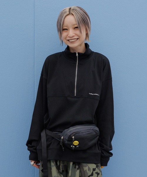 JEANASIS(ジーナシス)の「【みきのすけ企画】ハーフZIPスウェTEE/1048181(Tシャツ/カットソー・レディース・ブラック/ブラウン系その他/グレー・FREE)」の1枚目の写真