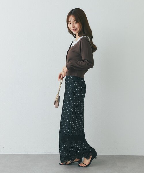 La boutique BonBon(ラブティックボンボン)の「【お気に入り総選挙3位!・最強愛されニット】スクエアネックレース付きカーディガン(カーディガン/ボレロ・レディース・ネイビー/ブラウン/オフホワイト/ボルドー・FREE)」の20枚目の写真