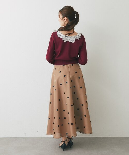 La boutique BonBon(ラブティックボンボン)の「【お気に入り総選挙3位!・最強愛されニット】スクエアネックレース付きカーディガン(カーディガン/ボレロ・レディース・ネイビー/ブラウン/オフホワイト/ボルドー・FREE)」の6枚目の写真