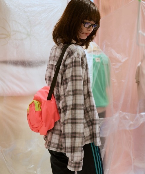 common gull products.(コモンガルプロダクツ)の「光の衣替えシャツ(シャツ/ブラウス・レディース・グレー系/ベージュ系/イエロー系・SMALL/MEDIUM/LARGE)」の11枚目の写真