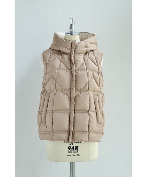 cawaii(カワイイ)の「体型拾わないダウンベスト(ダウンベスト・レディース・ベージュ・L~XL/S~M)」の22枚目の写真