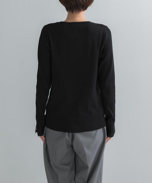 URBAN RESEARCH ROSSO WOMEN(アーバンリサーチ ロッソ)の「Torrazzo Donna LAYERED V-NECK TOP(ニット/セーター・レディース・ブラック/グレー・FREE)」の9枚目の写真