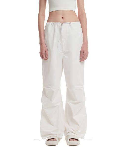 TRUNK PROJECT(トランクプロジェクト)の「Drawstring Pants_White(スウェットパンツ・レディース・ホワイト・LARGE/X-SMALL/SMALL)」の1枚目の写真