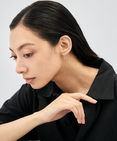 Jouete(ジュエッテ)の「フープピアス カットライン size/M(ピアス(両耳用)・レディース・シルバー・FREE)」の5枚目の写真