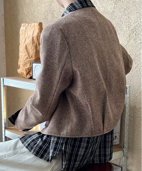 ＆soiree（アンドソワレ）の「ジップアップノーカラージャケット（ノーカラージャケット・レディース・ブラウン・LARGE/MEDIUM）」の3枚目の写真