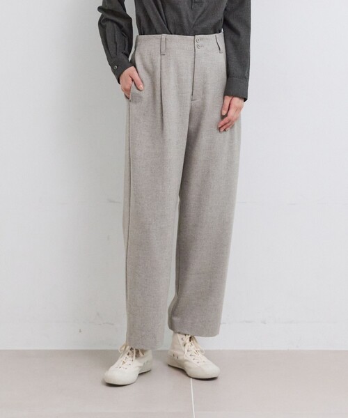 LOISIR(ロワズィール)の「クラシカルツイードテーパードパンツ(その他パンツ・レディース・チャコールグレー/ベージュ・40/38/36)」の1枚目の写真