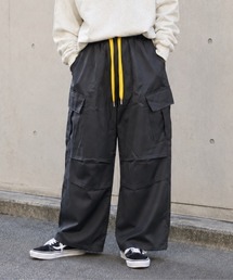 パラシュートワイドパンツ