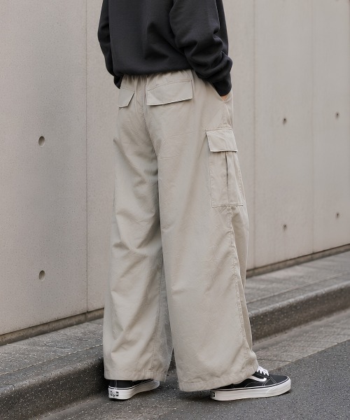 center i(センターアイ)の「パラシュートワイドパンツ(カーゴパンツ・レディース・グレー/ブラック・FREE)」の9枚目の写真