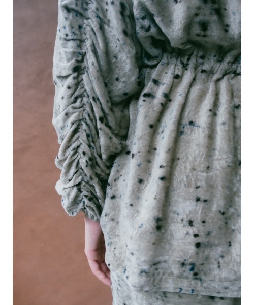 Ruh Dhan(ルーダン)の「Botanical Dye Gather Blouson(その他アウター・レディース・ブラウン/グレー/アイボリー・FREE)」の12枚目の写真
