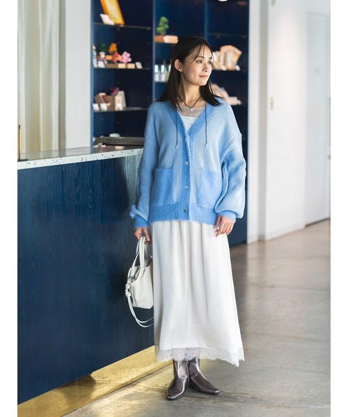 Te chichi(テチチ)の「畦フェザーミックスニットカーディガン《2026 AUTUMN LOOK item》(カーディガン/ボレロ・レディース・オフホワイト/サックスブルー/グレー・F)」の15枚目の写真