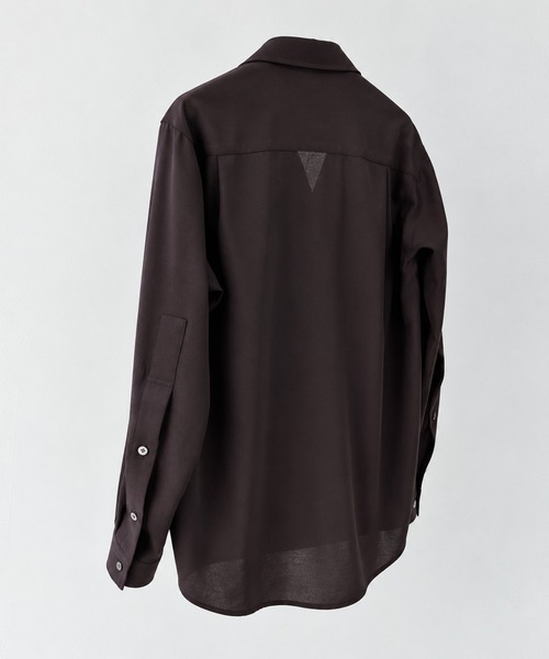 UJOH(ウジョー)の「【UJOH HOMME】別注 Wide set Open Collar Shirts(シャツ/ブラウス・メンズ・ブラック/ダークブラウン・4/5)」の5枚目の写真