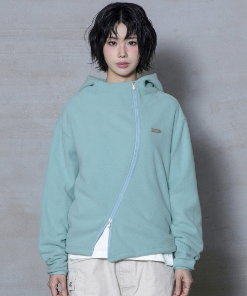 XTONZ(エクストーンズ)の「XJ148 カーブドジッパー ライトボアジャケット フードジップアップ (ミント)(その他アウター・レディース・その他・MEDIUM/LARGE)」の11枚目の写真