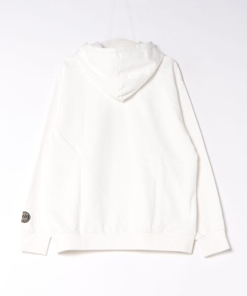 PARIS SAINT-GERMAIN(パリサンジェルマン)の「PSG-PO SWEAT HOODIE【GOLD】(パーカー・メンズ・ホワイト/ブラック・M/L/XL)」の3枚目の写真