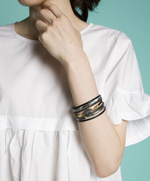 PLAIN CLOTHING（プレーンクロージング）の「6連ビジューブレスレット【PLAIN CLOTHING】（ブレスレット・レディース・ブラウン/ブラック/ナチュラル/ホワイト・FREE）」の15枚目の写真