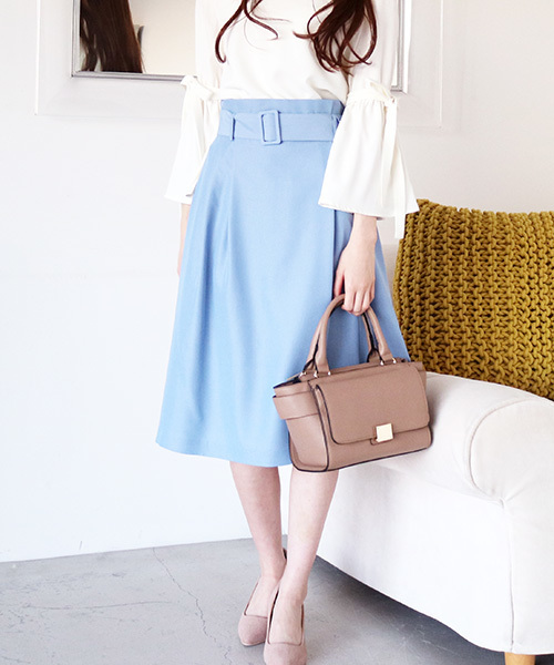 N.(N. Natural Beauty Basic)(エヌエヌナチュラルビューティーベーシック)の「ベルトタックフレアスカート(スカート・レディース・ホワイト/ピンク/ブルー・MEDIUM)」の3枚目の写真