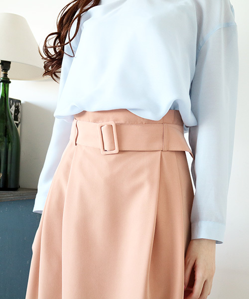 N.(N. Natural Beauty Basic)(エヌエヌナチュラルビューティーベーシック)の「ベルトタックフレアスカート(スカート・レディース・ホワイト/ピンク/ブルー・MEDIUM)」の11枚目の写真