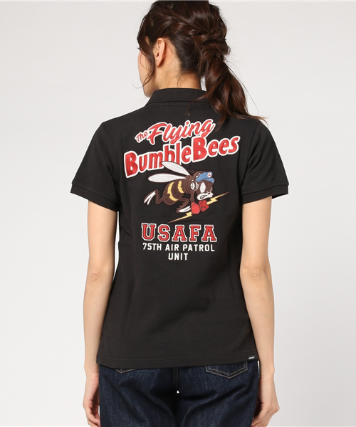 AVIREX（アヴィレックス）の「avirex/ アヴィレックス/ L S/S EMB POLO SHIRT  FBB/ 刺繍 ポロシャツ FBB（ポロシャツ・レディース・ブラック/ホワイト/レッド・LARGE/SMALL/MEDIUM）」の6枚目の写真