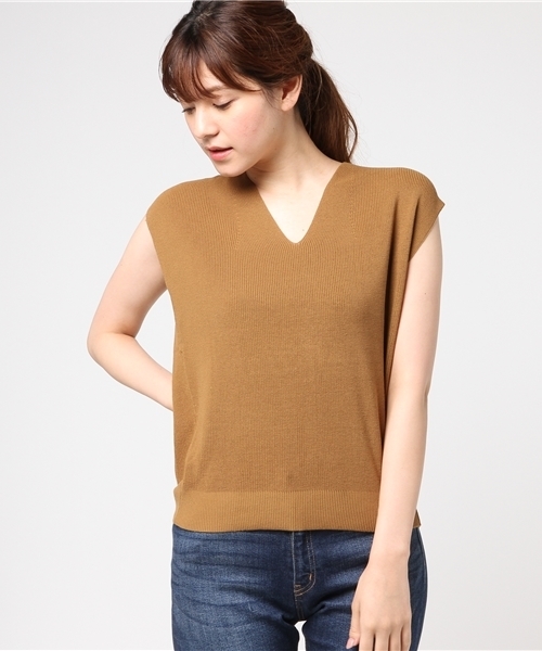 Ships シップス の Vネックノースリーブ ニット セーター Wear
