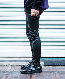 【新品・未使用】パンツ（FUGA FUGA） FUGA（フーガ）の「フェイクレザースキニーパンツ（その他パンツ