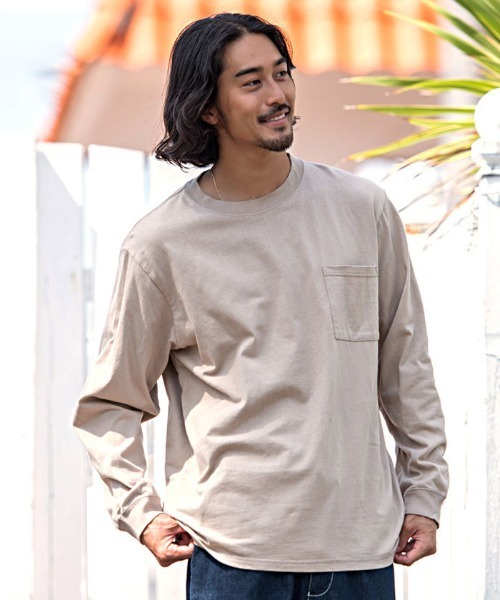 Goodwear（グッドウェア）の「『Goodwear/グッドウェア』WEB別注 ビッグシルエットヘビーウェイトポケット付きクルーネック長袖Tシャツ（Tシャツ/カットソー・メンズ・ホワイト/ブラック/ネイビー/カーキ/サックスブルー/オレンジ/エメラルド/ゴールド系その他/マルーン/チャコール/ベージュ/ワイン/イエロー系その他/パープル系その他/グレー系その他/モスグリーン/オレンジ系その他/ブラウン/パープル/グレー/バーガンディー/ベージュ系その他/ベージュ系その他2/カーキブラウン/ブルー系その他/テラコッタ/ライトピンク/グレー系1/ブラウン系1・S/M/L/XL）」の13枚目の写真