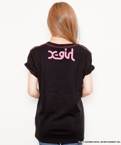 X-girl(エックスガール)の「GREMLiNS HANDLE WITH CARE S/S BIG TEE(Tシャツ/カットソー・レディース・ホワイト/ブラック/レッド・ONE SIZE)」の5枚目の写真