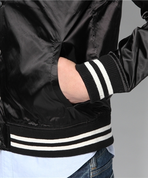 WEGO（ウィゴー）の「WEGO/サテンスタジャン（スタジャン・メンズ・ダークグリーン/ブラック・LARGE/MEDIUM）」の7枚目の写真