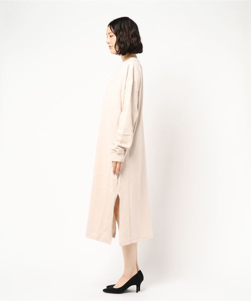 LOWRYS FARM（ローリーズファーム）の「ロングTシャツワンピ　831279（ワンピース・レディース・ブラック/オフホワイト/ベージュ/グリーン・FREE）」の5枚目の写真
