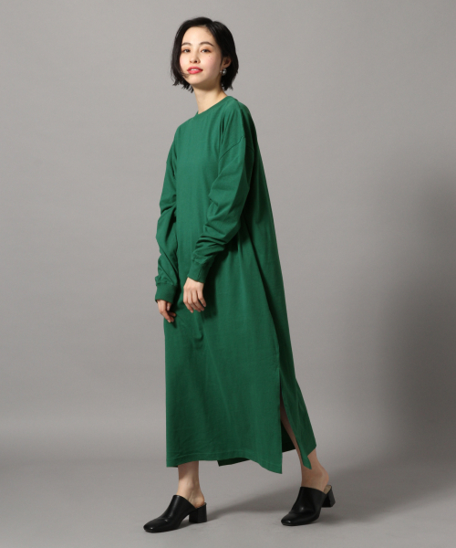 LOWRYS FARM（ローリーズファーム）の「ロングTシャツワンピ　831279（ワンピース・レディース・ブラック/オフホワイト/ベージュ/グリーン・FREE）」の4枚目の写真