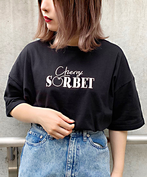 apres jour（アプレジュール）の「アソートプリントTシャツ２【ZOZOTOWN限定アイテム】（Tシャツ/カットソー・レディース・ホワイト系その他/パープル系その他/その他/ホワイト系その他2/オフホワイト/スモークピンク/オレンジ系その他/ブラック/ラベンダー/ホワイト/チャコールグレー・フリー）」の11枚目の写真