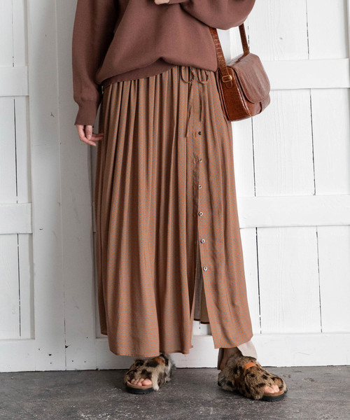 Munich（ミューニック）の「ミニフラワープリント　ギャザースカート（スカート・レディース・ブラック/グリーン/ライトブラウン・S/M）」の3枚目の写真