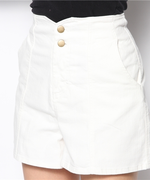 Chico（チコ）の「デニムハイウエストショートPT（その他パンツ・レディース・ホワイト/ネイビー・FREE）」の8枚目の写真