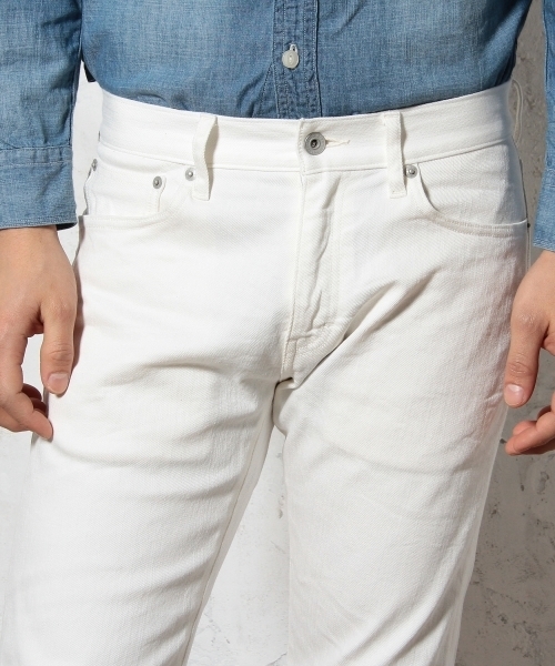 green label relaxing(グリーンレーベルリラクシング)の「SLIM 825 ホワイトデニム 5POCパンツ ◆(デニムパンツ・メンズ・ホワイト・33inch/32inch/30inch/31inch/29inch/34inch)」の11枚目の写真