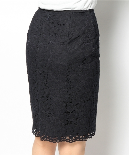 UNITED ARROWS(ユナイテッドアローズ)の「UAB N/C フラワーレース タイトスカート②§(スカート・レディース・オフホワイト/ネイビー・36/40/38)」の5枚目の写真