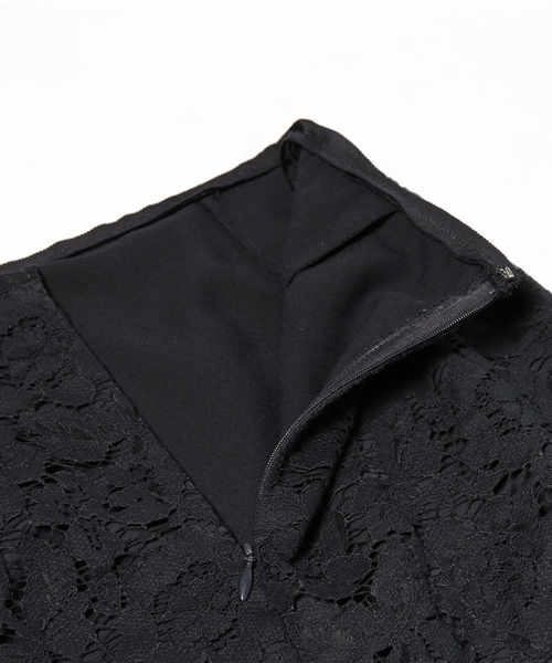 UNITED ARROWS(ユナイテッドアローズ)の「UAB N/C フラワーレース タイトスカート②§(スカート・レディース・オフホワイト/ネイビー・36/40/38)」の3枚目の写真