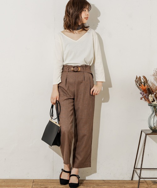 natural couture(ナチュラルクチュール)の「スカーフ付き2WAYTシャツ(Tシャツ/カットソー・レディース・ダークブラウン/ネイビー×ホワイト/オフホワイト/ブラック・FREE)」の20枚目の写真