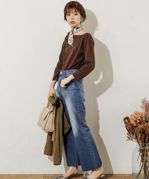 natural couture(ナチュラルクチュール)の「スカーフ付き2WAYTシャツ(Tシャツ/カットソー・レディース・ダークブラウン/ネイビー×ホワイト/オフホワイト/ブラック・FREE)」の14枚目の写真
