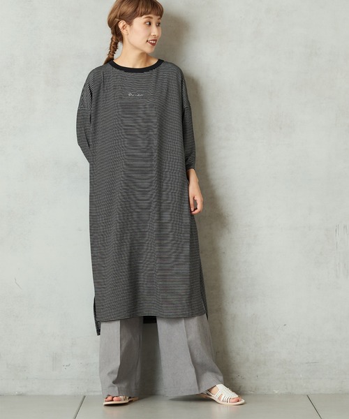 PUAL CE CIN(ピュアルセシン)の「【Du noir】シルケット天竺刺繍ロングT(Tシャツ/カットソー・レディース・ホワイト系その他/ブラック系その他/ブラック/ホワイト・FREE)」の4枚目の写真