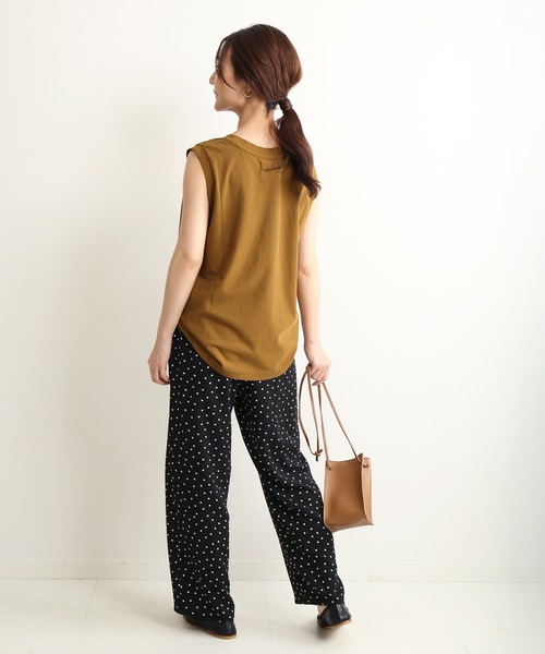 SLOBE IENA（スローブイエナ）の「ドライコットンタンクトップ【手洗い可能】◆（Tシャツ/カットソー・レディース・ホワイト/ブラック/ブラウン・FREE）」の7枚目の写真