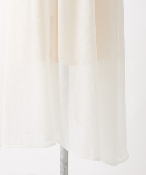 one after another NICE CLAUP(ワンアフターアナザーナイスクラップ)の「ビスチェ付き前後2Wayシアーワンピース(ワンピース・レディース・オフホワイト/モカ/コーラル・FREE)」の10枚目の写真