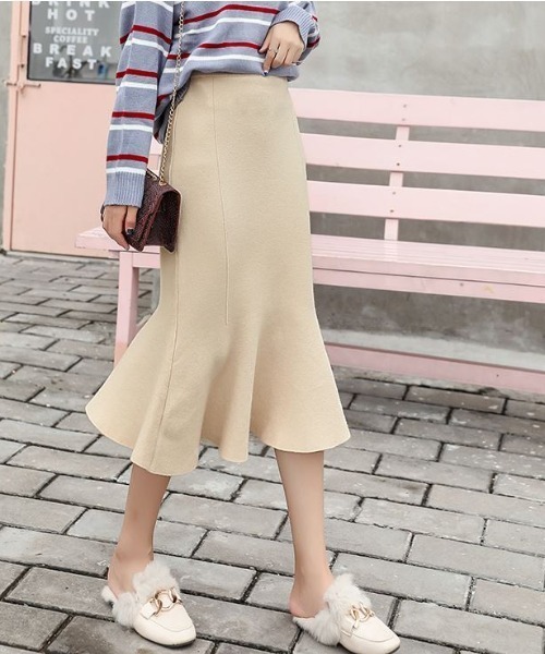 Diosfront(ディオスフロント)の「ニットマーメイドスカート(スカート・レディース・ブラック/グレー/ライトベージュ・FREE)」の4枚目の写真