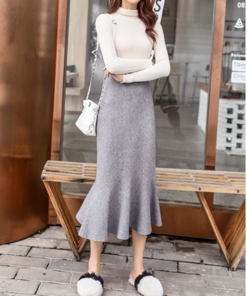 Diosfront(ディオスフロント)の「ニットマーメイドスカート(スカート・レディース・ブラック/グレー/ライトベージュ・FREE)」の7枚目の写真
