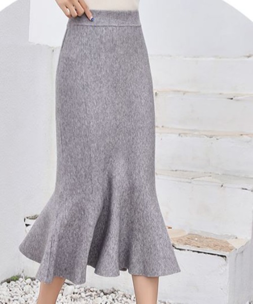 Diosfront(ディオスフロント)の「ニットマーメイドスカート(スカート・レディース・ブラック/グレー/ライトベージュ・FREE)」の14枚目の写真