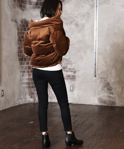 ARCANUM DESIGN（アルカナムデザイン）の「VELOR STAND DOWN JACKET【低身長対応XS、Sサイズあり】（ダウンジャケット/コート・レディース・ブラック/ブラウン・S/M/XS）」の18枚目の写真