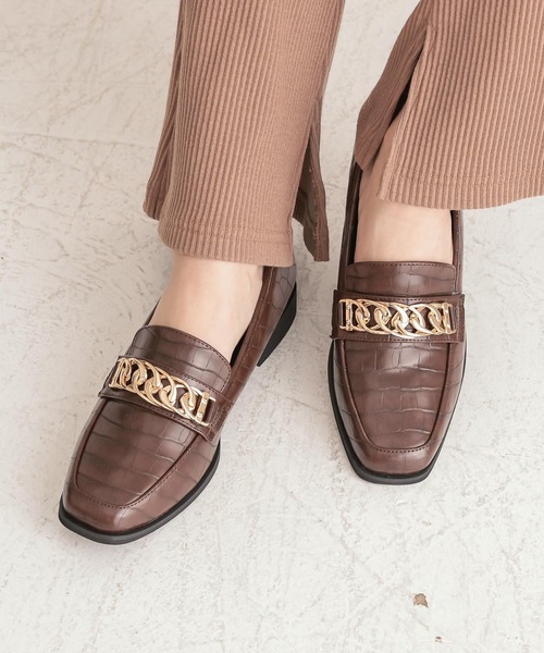 KOBE LETTUCE（コウベレタス）の「チェーンベルトローファーシューズ（ローファー・レディース・ブラック/ブラック系その他/ブラウン/ブラウン系その他/ベージュ系その他・LL/M/L/S）」の4枚目の写真