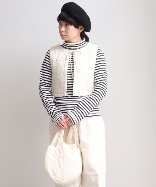 bulle de savon  ファーポンポンベレー bulle de savon ファーポンポンベレー bulle de savon ファー