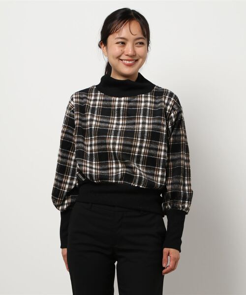 KOBE LETTUCE（コウベレタス）の「リブドッキングプルオーバートップス（その他トップス・レディース・ベージュ系その他/ライトベージュ/ブラック系その他/ピンク系その他・FREE）」の2枚目の写真